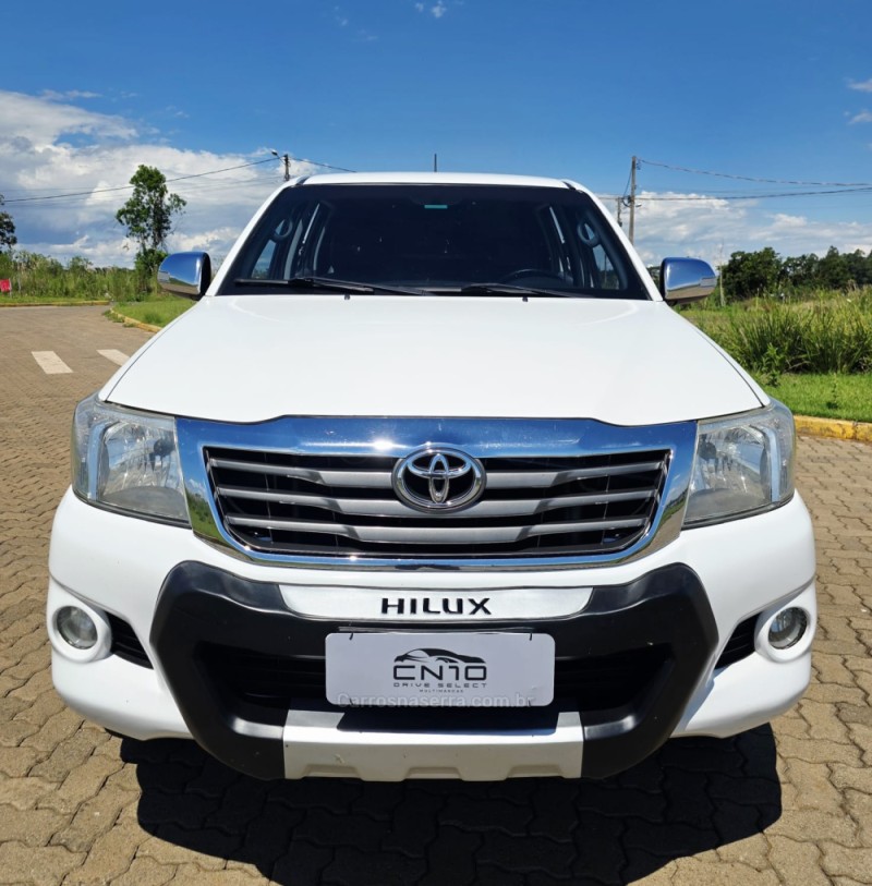 HILUX 2.7 SRV 4X4 CD 16V FLEX 4P AUTOMÁTICO - 2013 - LAJEADO