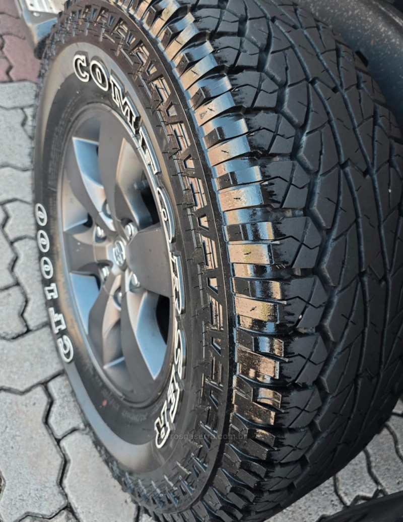 HILUX 2.7 SRV 4X4 CD 16V FLEX 4P AUTOMÁTICO - 2013 - LAJEADO