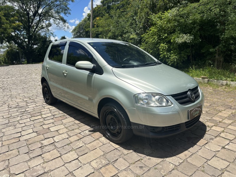 FOX 1.0 MI 8V FLEX 4P MANUAL - 2010 - NOVA PRATA