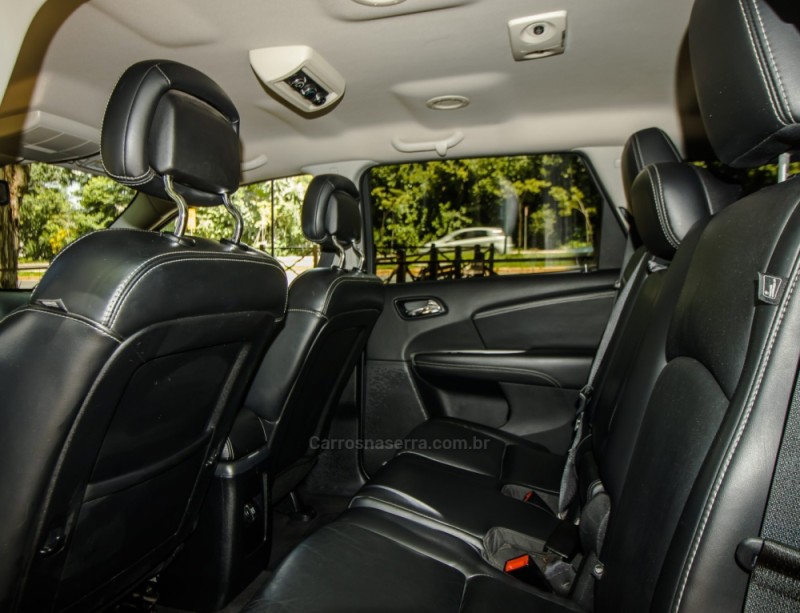 JOURNEY 3.6 SXT V6 GASOLINA 4P AUTOMÁTICO - 2013 - NOVO HAMBURGO