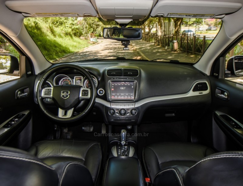 JOURNEY 3.6 SXT V6 GASOLINA 4P AUTOMÁTICO - 2013 - NOVO HAMBURGO