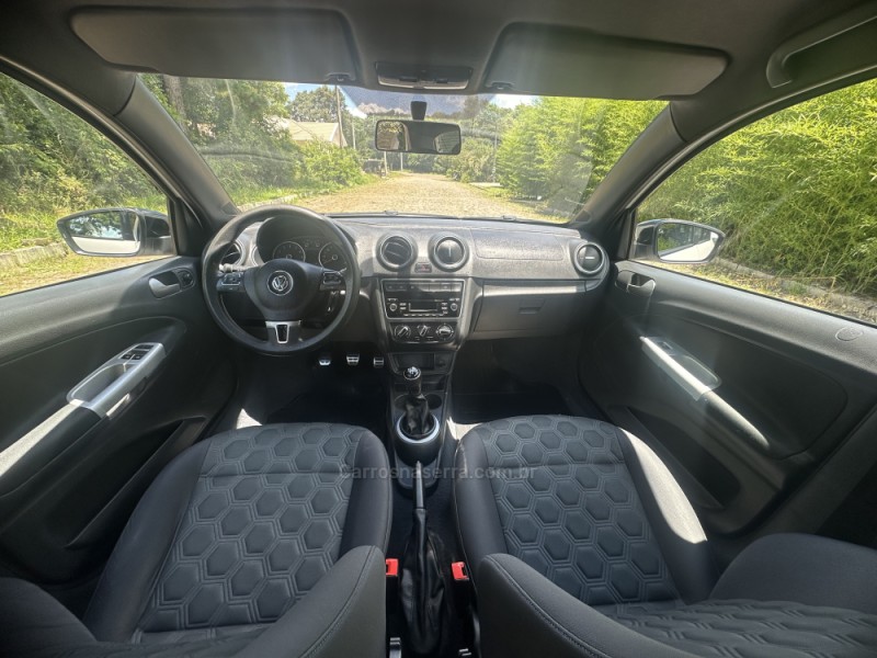 GOL 1.6 MI SELEÇÃO 8V FLEX 4P MANUAL G.VI - 2014 - NOVA PRATA