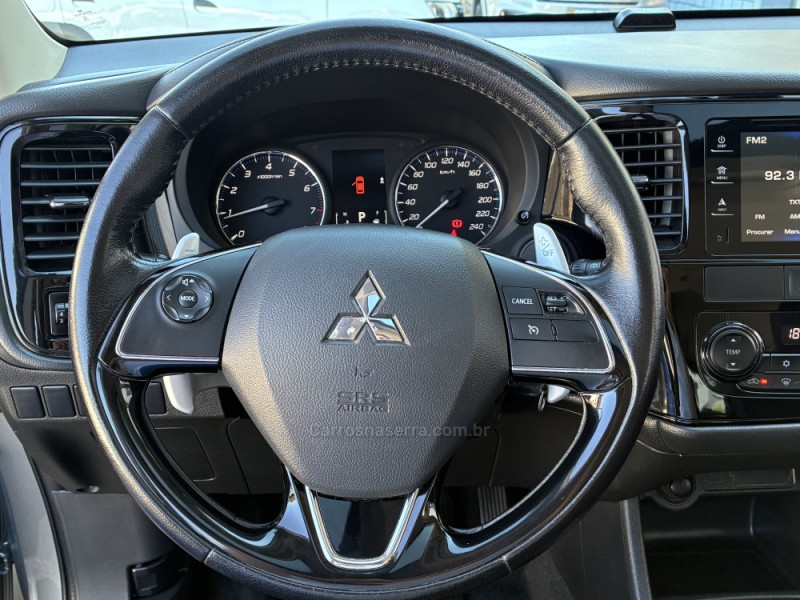 OUTLANDER 2.0 16V GASOLINA 4P AUTOMÁTICO - 2016 - VENâNCIO AIRES