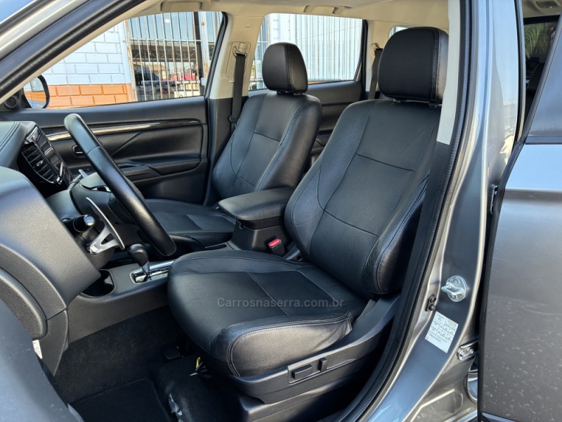 OUTLANDER 2.0 16V GASOLINA 4P AUTOMÁTICO - 2016 - VENâNCIO AIRES