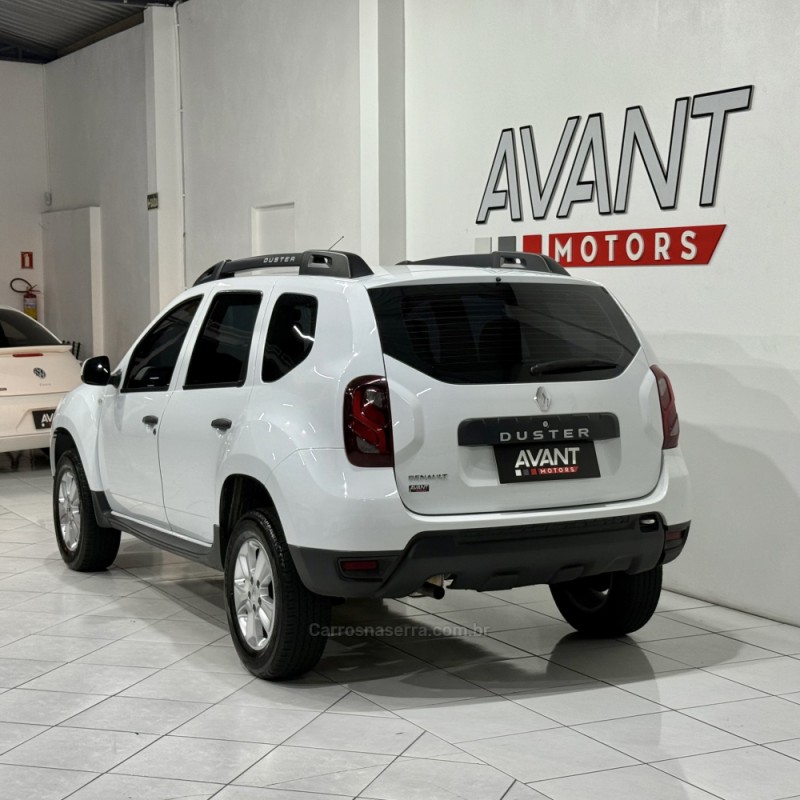 DUSTER 1.6 EXPRESSION 4X2 16V FLEX 4P MANUAL - 2020 - NOVO HAMBURGO