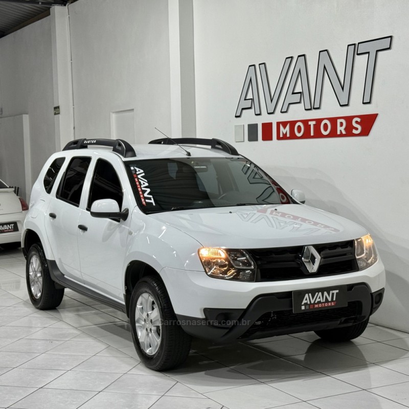 DUSTER 1.6 EXPRESSION 4X2 16V FLEX 4P MANUAL - 2020 - NOVO HAMBURGO