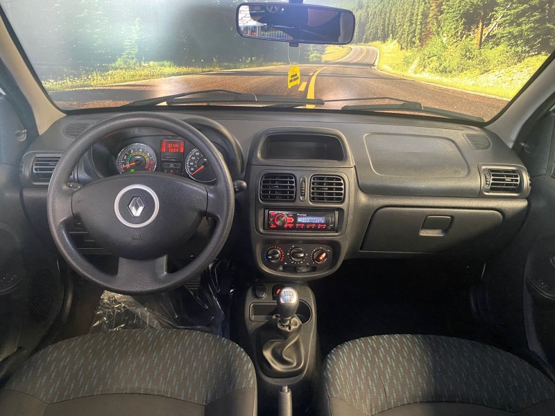 CLIO 1.0 EXPRESSION 16V FLEX 4P MANUAL - 2015 - CAXIAS DO SUL