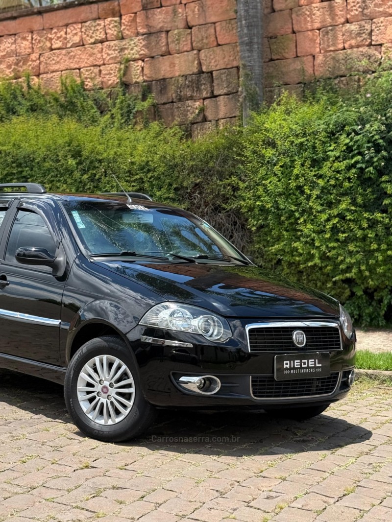 PALIO 1.4 MPI FIRE ELX WEEKEND 8V FLEX 4P MANUAL - 2010 - VENâNCIO AIRES