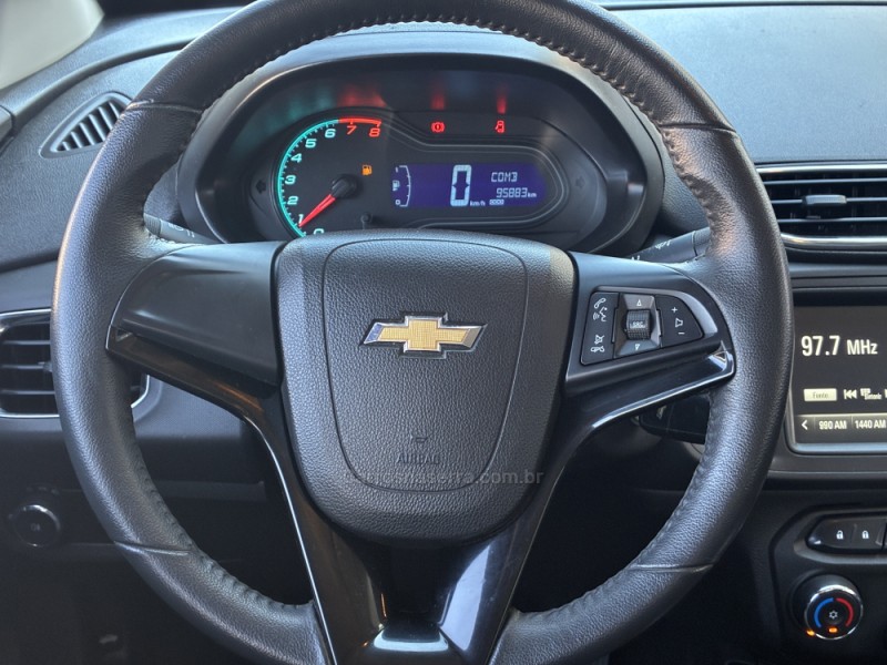 PRISMA 1.4 MPFI LT 8V FLEX 4P MANUAL - 2018 - VENâNCIO AIRES