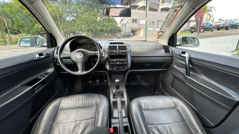 POLO 1.6 MI 8V FLEX 4P MANUAL - 2006 - NOVO HAMBURGO