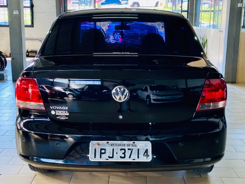 VOYAGE 1.0 MI TRENDLINE 8V FLEX 4P MANUAL - 2009 - CAXIAS DO SUL