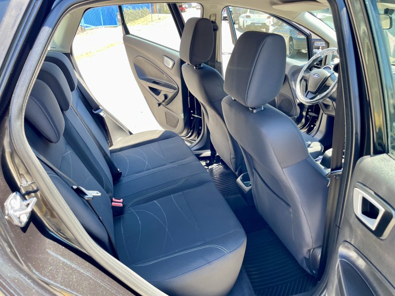 FIESTA 1.6 SE HATCH PLUS 16V FLEX 4P MANUAL - 2017 - CAXIAS DO SUL