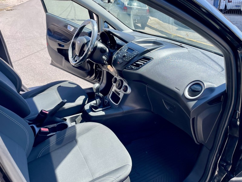 FIESTA 1.6 SE HATCH PLUS 16V FLEX 4P MANUAL - 2017 - CAXIAS DO SUL