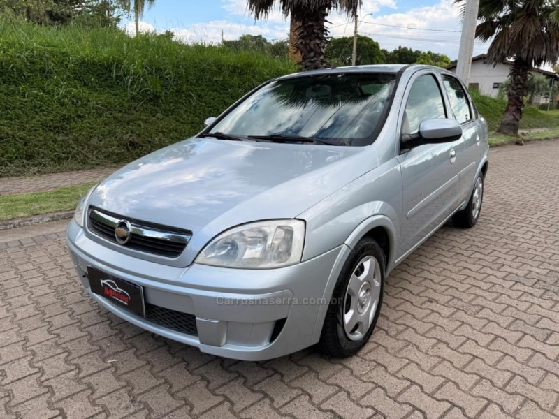 CORSA 1.4 MPFI PREMIUM SEDAN 8V FLEX 4P MANUAL