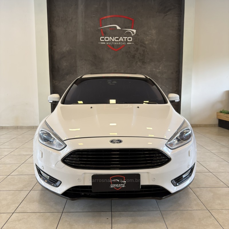 FOCUS 2.0 TITANIUM PLUS 16V FLEX 4P AUTOMÁTICO - 2016 - FARROUPILHA