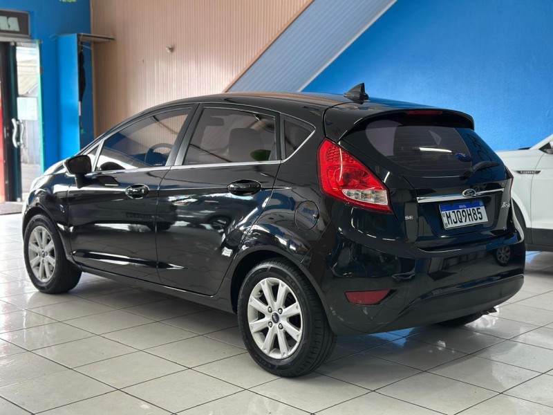FIESTA 1.6 SE HATCH 16V FLEX 4P MANUAL - 2012 - CAXIAS DO SUL