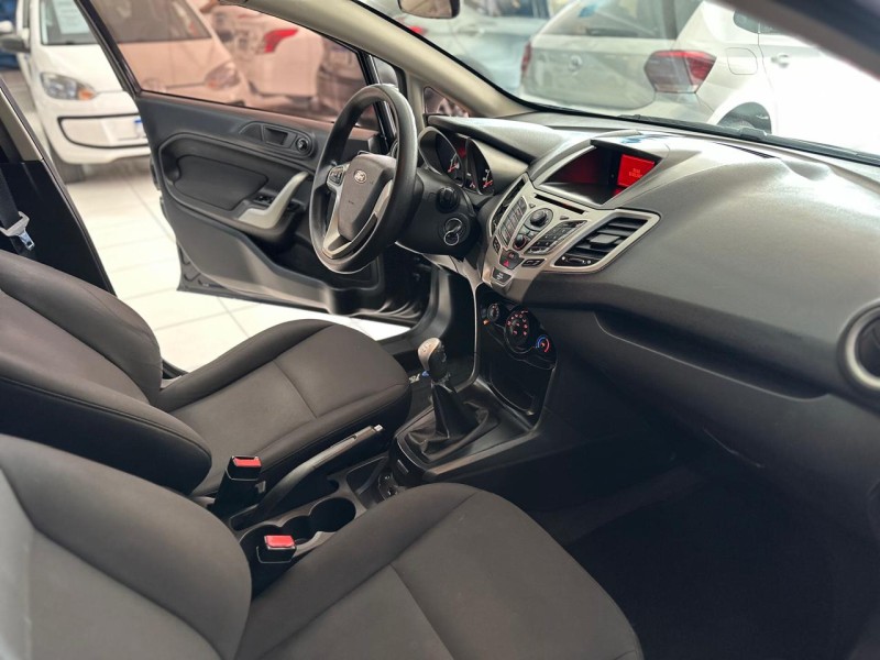 FIESTA 1.6 SE HATCH 16V FLEX 4P MANUAL - 2012 - CAXIAS DO SUL