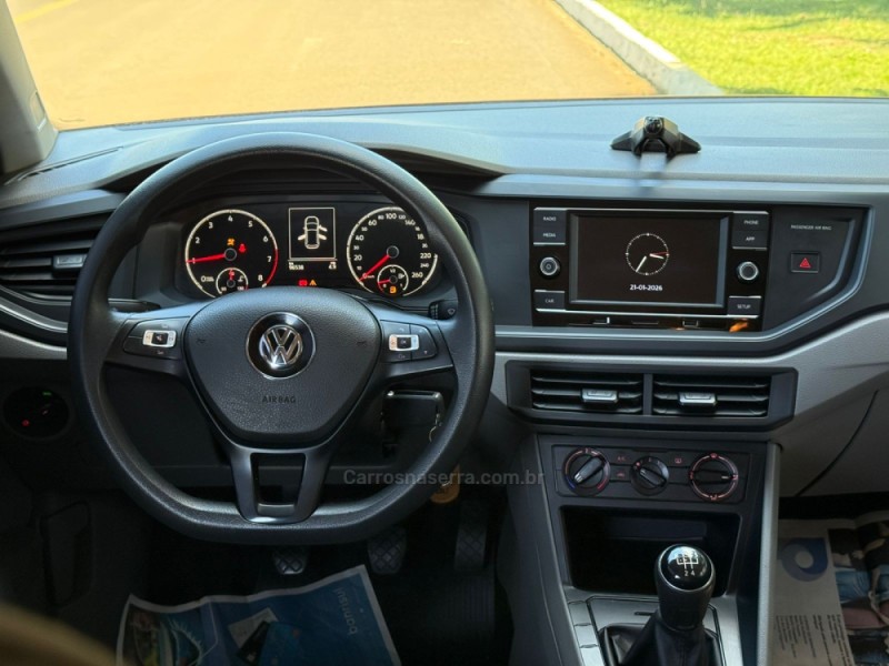 POLO 1.0 MPI 12V FLEX 4P MANUAL - 2018 - VACARIA