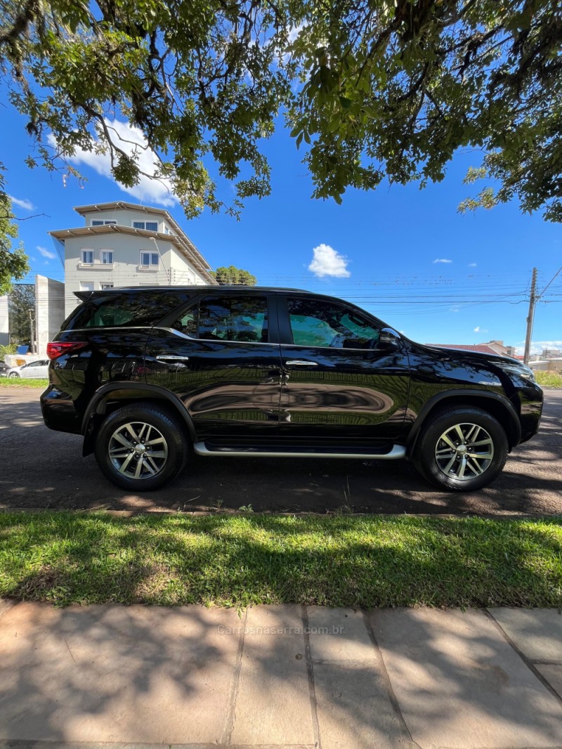 HILUX SW4 2.8 SRX 4X4 16V TURBO INTERCOOLER DIESEL 4P AUTOMÁTICO - 2019 - ERECHIM