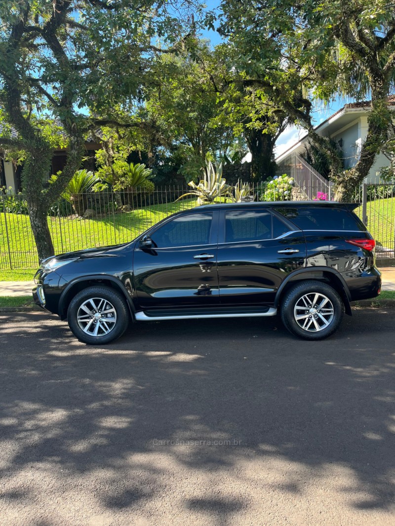 HILUX SW4 2.8 SRX 4X4 16V TURBO INTERCOOLER DIESEL 4P AUTOMÁTICO - 2019 - ERECHIM