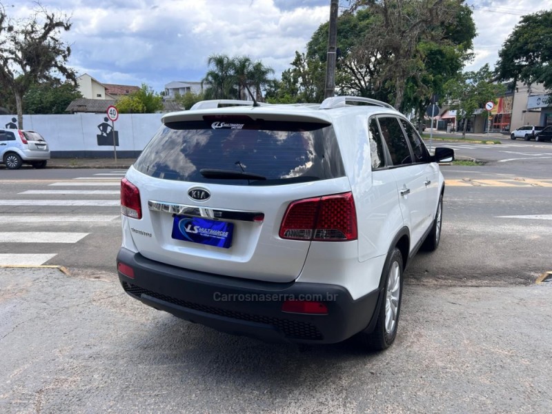 SORENTO 2.4 EX 4X2 16V GASOLINA 4P AUTOMÁTICO - 2013 - VENâNCIO AIRES