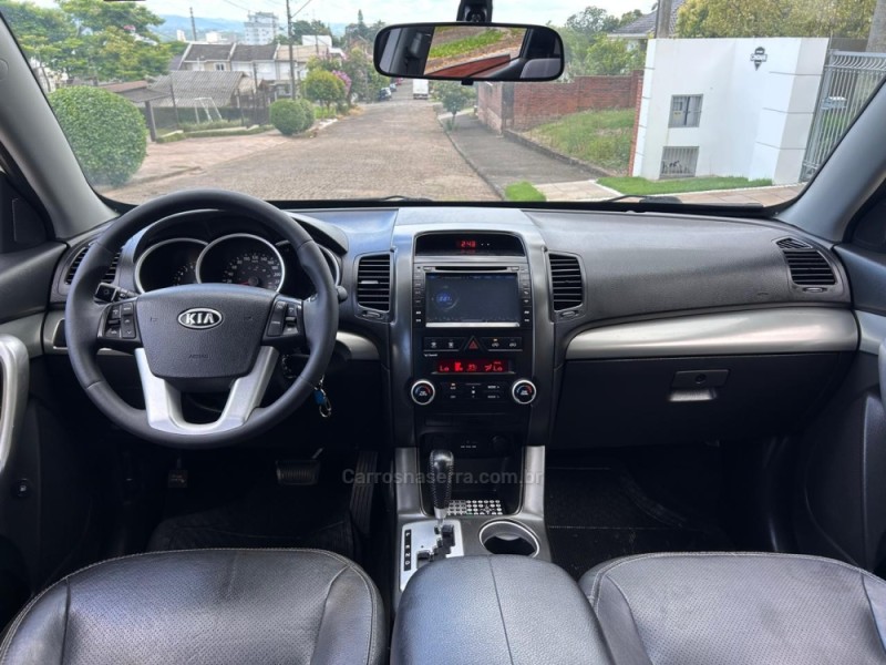 SORENTO 2.4 EX 4X2 16V GASOLINA 4P AUTOMÁTICO - 2013 - VENâNCIO AIRES
