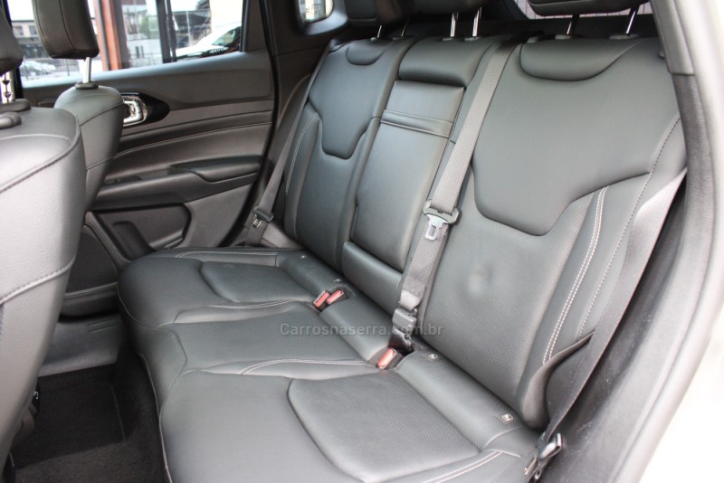 COMPASS 1.3 SERIE S T270 16V TURBO FLEX 4P AUTOMÁTICO - 2025 - CAXIAS DO SUL