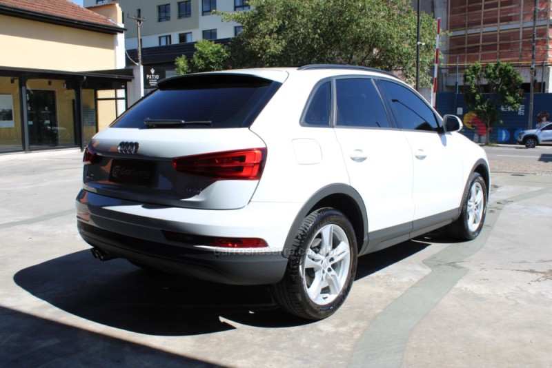 Q3 1.4 TFSI AMBITION GASOLINA 4P AUTOMÁTICA - 2017 - CAXIAS DO SUL