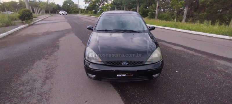 FOCUS 1.6 GLX 16V FLEX 4P MANUAL - 2006 - BENTO GONçALVES