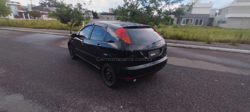 FOCUS 1.6 GLX 16V FLEX 4P MANUAL - 2006 - BENTO GONçALVES