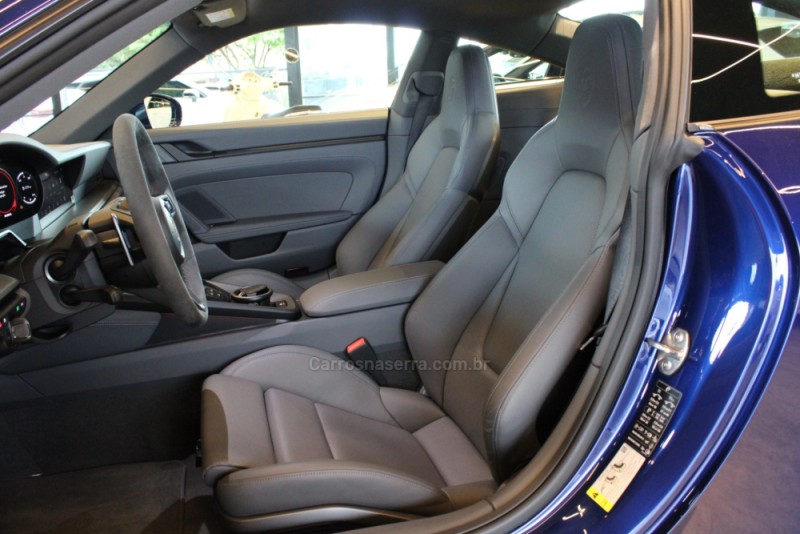 911 3.0 24V CARRERA GTS GASOLINA 2P AUTOMÁTICO - 2022 - CAXIAS DO SUL