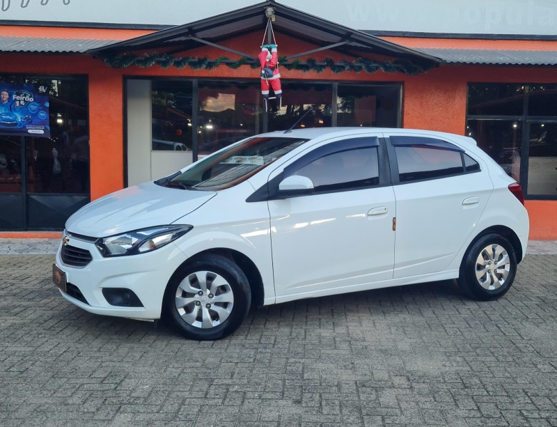 ONIX 1.0 LT 12V FLEX 4P MANUAL - 2019 - CANELA