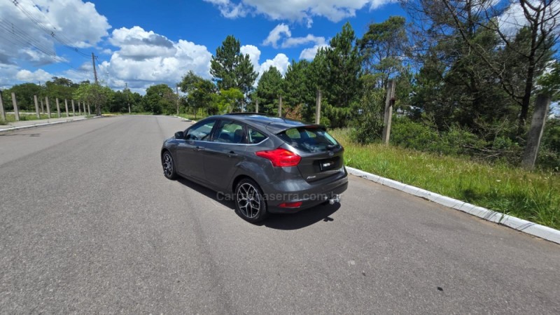 FOCUS 1.6 GLX 8V FLEX 4P MANUAL - 2006 - BENTO GONçALVES