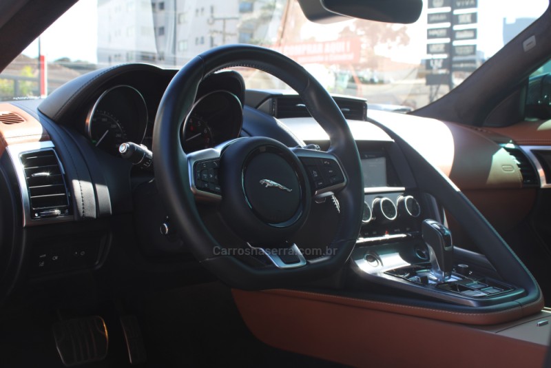 F-TYPE 2.0 COUPÉ DYNAMIC COUPE P300 GASOLINA 2P AUTOMÁTICO - 2020 - CAXIAS DO SUL