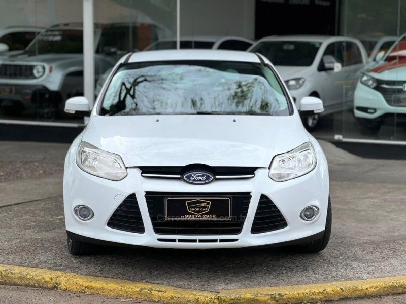 FOCUS 2.0 SE HATCH 16V FLEX 4P AUTO - 2014 - MONTENEGRO