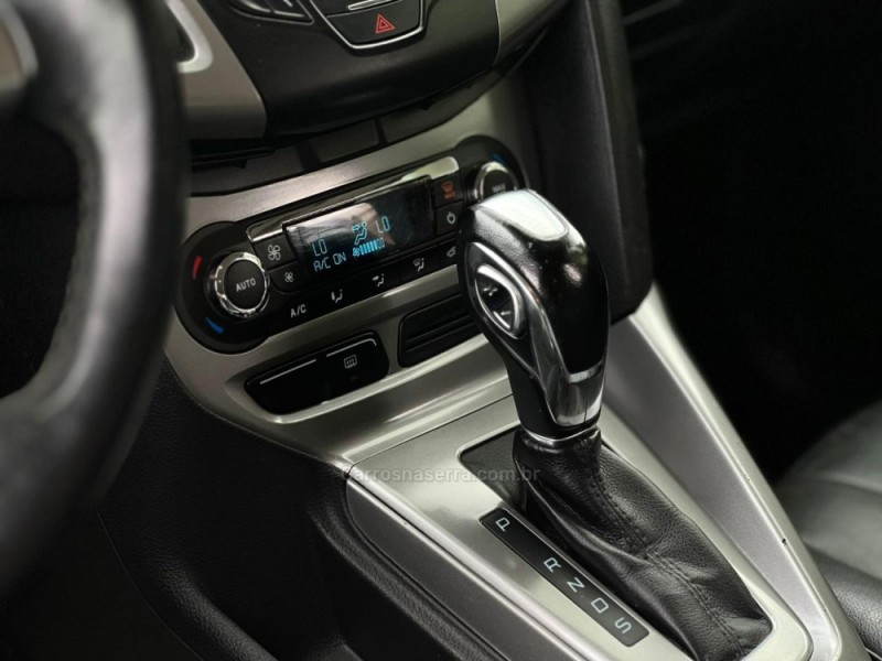 FOCUS 2.0 SE HATCH 16V FLEX 4P AUTO - 2014 - MONTENEGRO