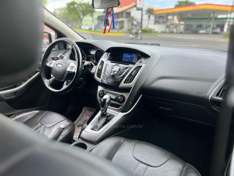 FOCUS 2.0 SE HATCH 16V FLEX 4P AUTO - 2014 - MONTENEGRO