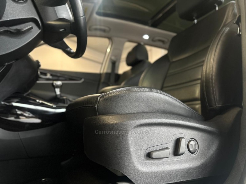 SORENTO 3.3 EX V6 24V GASOLINA 4P 7 LUGARES AUTOMATICO - 2018 - NOVO HAMBURGO