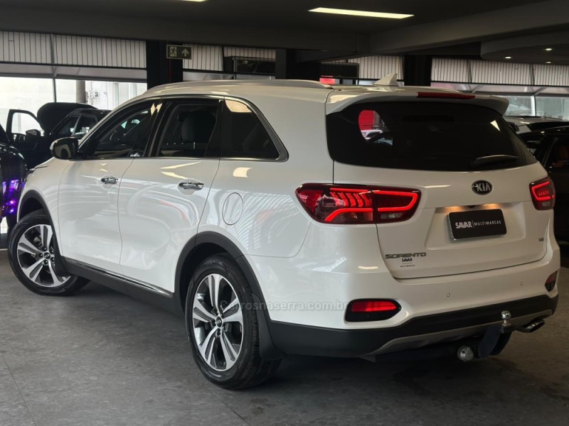 SORENTO 3.3 EX V6 24V GASOLINA 4P 7 LUGARES AUTOMATICO - 2018 - NOVO HAMBURGO