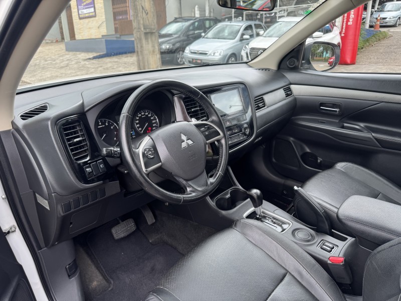 OUTLANDER 2.0 16V GASOLINA 4P AUTOMÁTICO - 2014 - DOIS IRMãOS