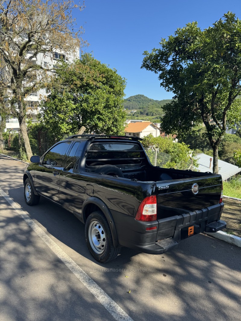 STRADA 1.4 MPI FIRE CE 8V FLEX 2P MANUAL - 2012 - NOVA ARAçá