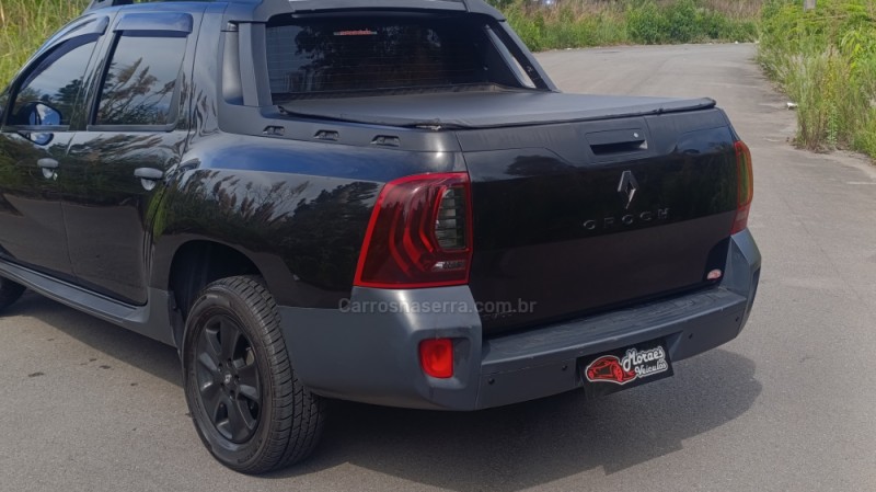 OROCH 1.6 16V EXPRESSION FLEX 4P MANUAL - 2017 - CAXIAS DO SUL