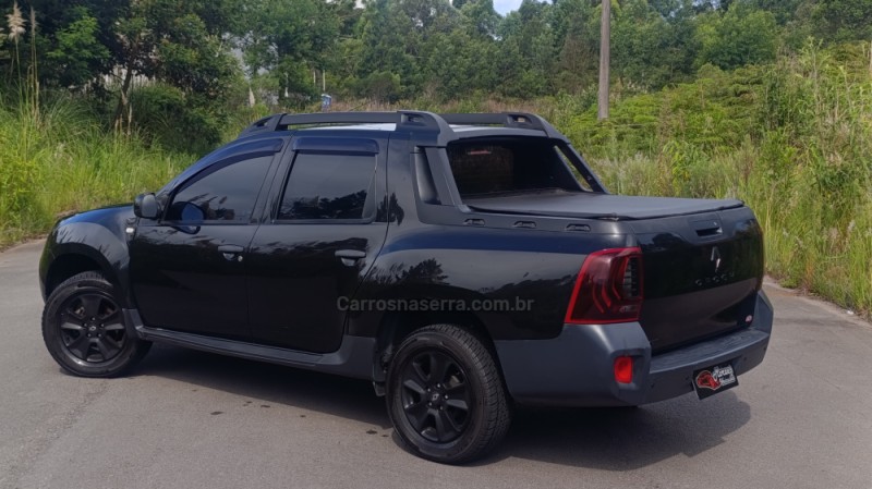 OROCH 1.6 16V EXPRESSION FLEX 4P MANUAL - 2017 - CAXIAS DO SUL