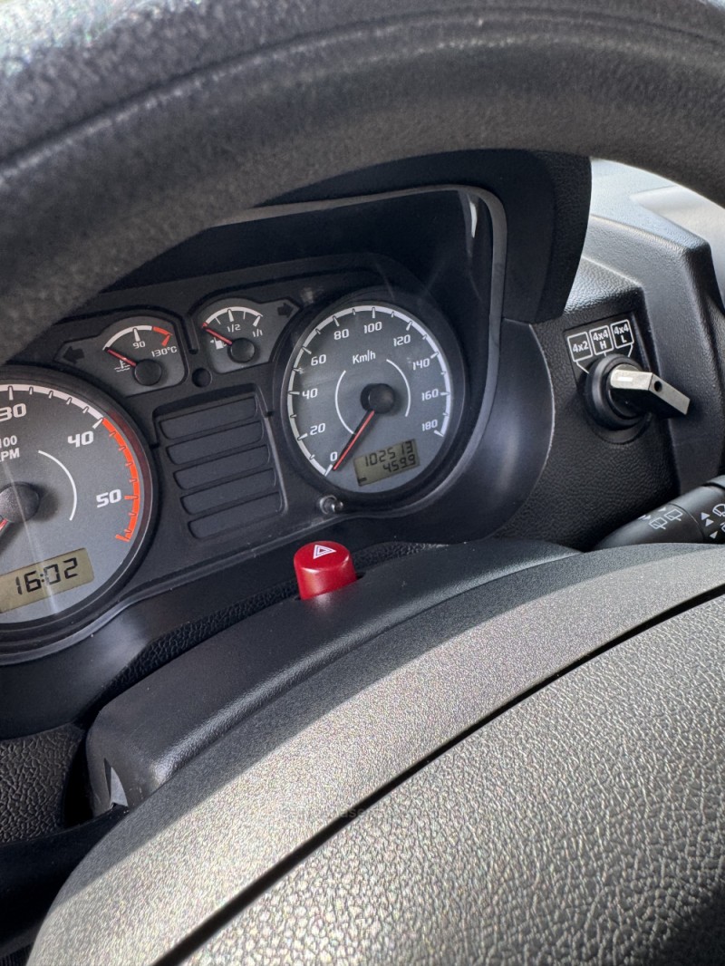 T4 3.2 TGV 4X4 20V TURBO INTERCOOLER DIESEL 2P MANUAL - 2014 - NOVA ARAçá