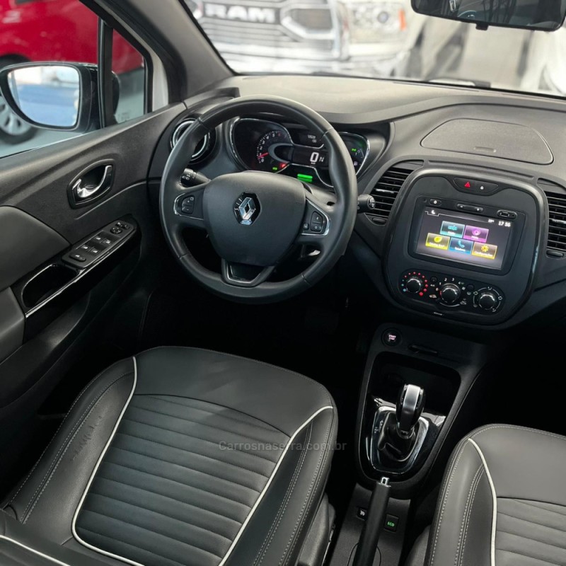 CAPTUR 1.6 LIFE 16V FLEX 4P AUTOMÁTICO - 2021 - CANOAS