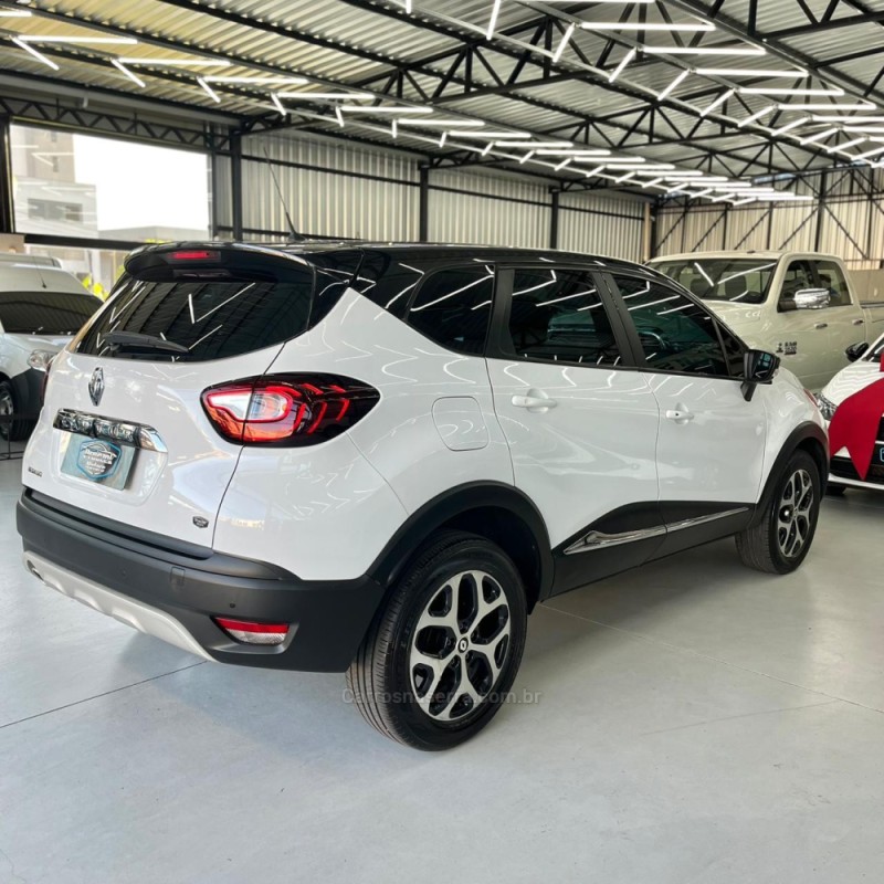 CAPTUR 1.6 LIFE 16V FLEX 4P AUTOMÁTICO - 2021 - CANOAS
