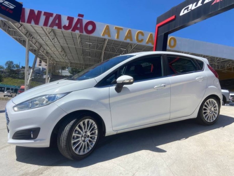 FIESTA 1.6 TITANIUM HATCH 16V FLEX 4P AUTOMÁTICO - 2014 - CAXIAS DO SUL