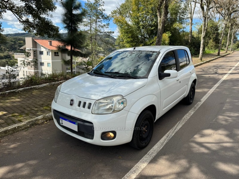 UNO 1.4 EVO ECONOMY 8V FLEX 4P MANUAL - 2012 - NOVA ARAçá