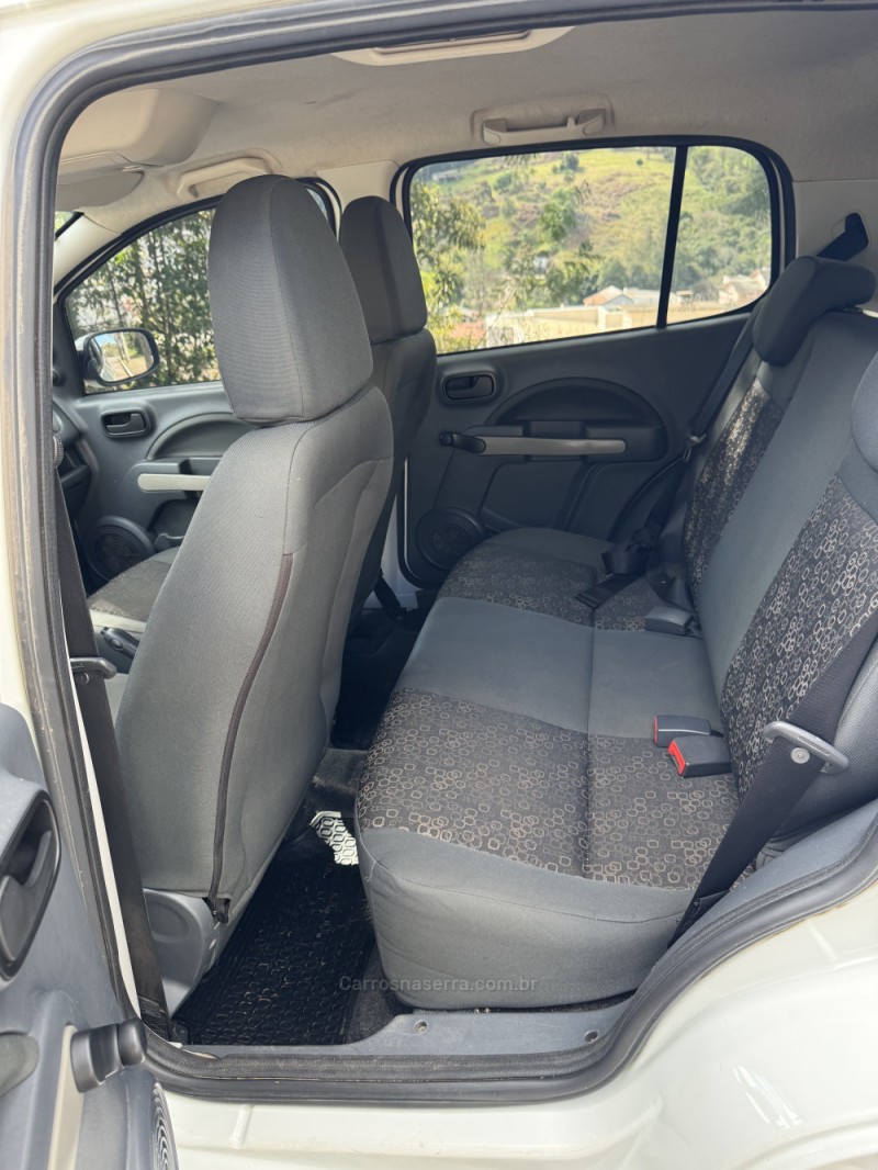 UNO 1.4 EVO ECONOMY 8V FLEX 4P MANUAL - 2012 - NOVA ARAçá