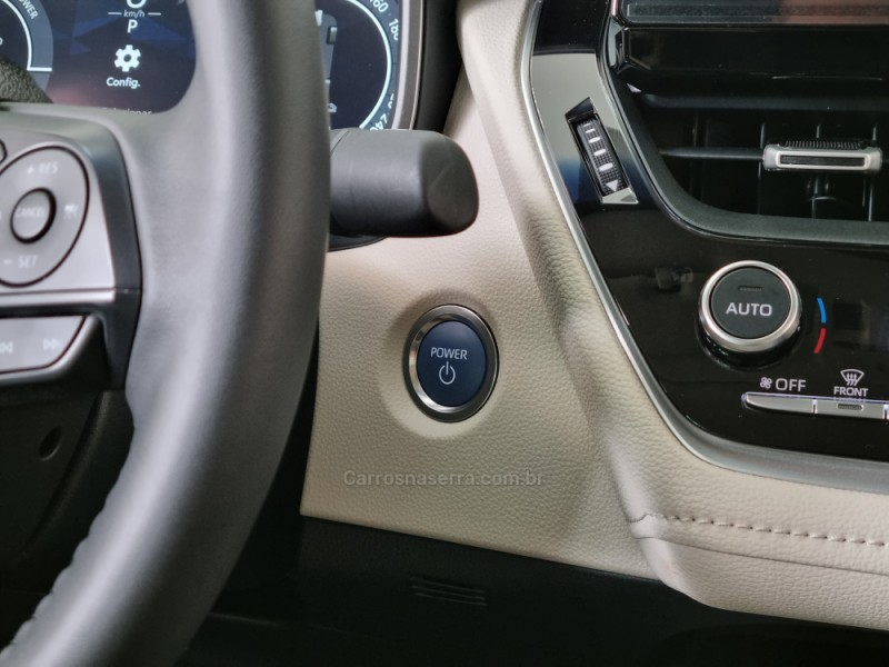 COROLLA 1.8 ALTIS PREMIUM 16V HÍBRIDO 4P AUTOMÁTICO - 2024 - CAXIAS DO SUL